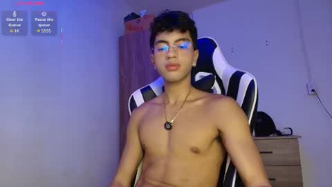 Mike Pineapple online show from 07/13/26, 03:42