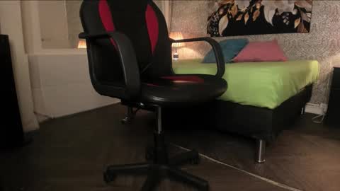 Mike online show from 10/01/25, 03:34