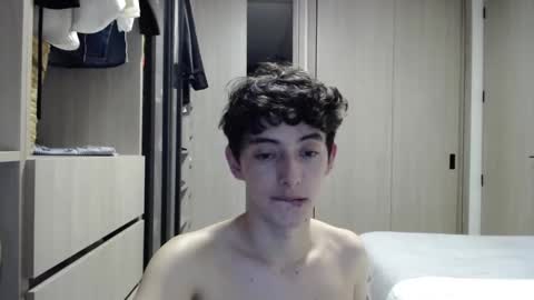 Snapshot of mikebelf4 chatting on 03/02/25, 06:59 Mikebelf4 online show from 03/02/25, 06:59