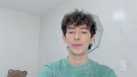 Snapshot of mikebelf4 chatting on 01/17/26, 08:12 Mikebelf4 online show from 01/17/26, 08:12