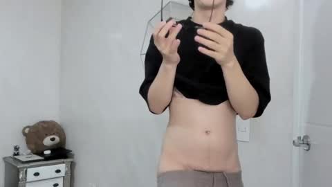 Snapshot of mikebelf4 chatting on 02/22/26, 02:24 Mikebelf4 online show from 02/22/26, 02:24