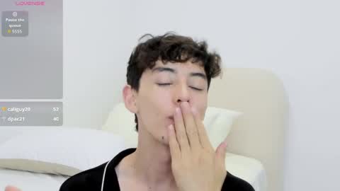 Mikebelf4 online show from 04/05/26, 04:42