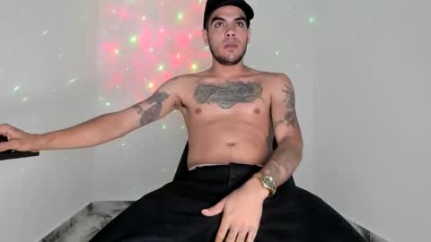 mikee_scooth online show from 04/19/26, 09:50