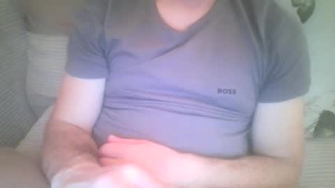 Snapshot of mikehockishuge9 chatting on 10/03/25, 09:45 mikehockishuge9 online show from 10/03/25, 09:45