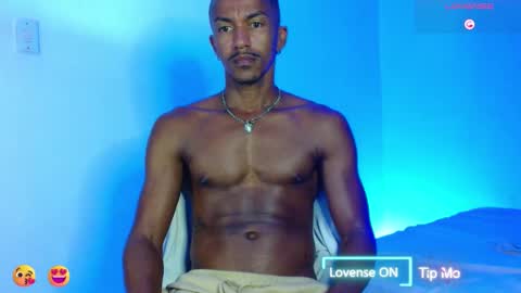 Snapshot of mikejaybr chatting on 11/27/25, 12:07 Mike Jay online show from 11/27/25, 12:07