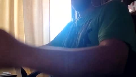 Snapshot of miker1239 chatting on 01/02/25, 05:50 miker1239 online show from 01/02/25, 05:50