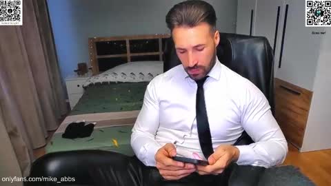 Mike    online show from 10/20/25, 01:33