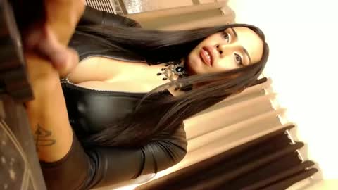 Snapshot of mikeyalawi03 chatting on 02/15/25, 08:54 Mistress MikeyAlawi online show from 02/15/25, 08:54