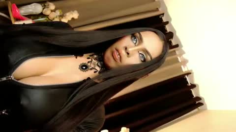 Snapshot of mikeyalawi03 chatting on 02/28/25, 02:31 Mistress MikeyAlawi online show from 02/28/25, 02:31