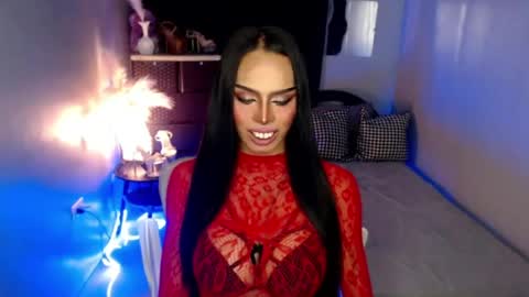 Mistress MikeyAlawi online show from 06/25/26, 04:44