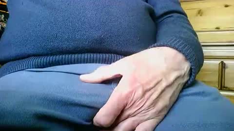 mikeybed online show from 04/10/26, 11:37