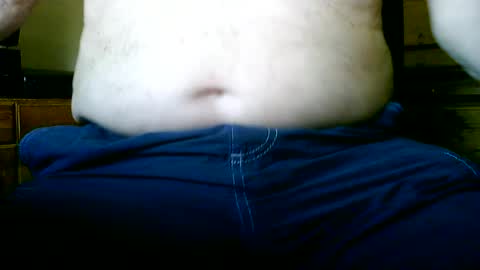 Snapshot of mikeybed chatting on 06/25/26, 01:48 mikeybed online show from 06/25/26, 01:48