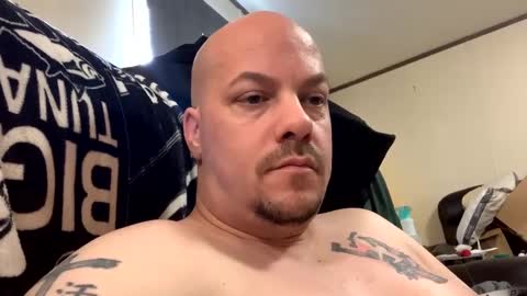 Snapshot of mikeylikesit2222 chatting on 12/29/24, 04:30 mikeylikesit2222 online show from 12/29/24, 04:30