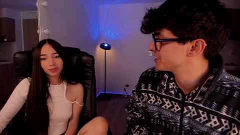 VIOLETAMIKE online show from 11/22/25, 08:52