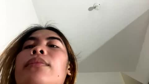 Snapshot of mikhaylaanderson chatting on 07/17/26, 04:56 Mikhayla online show from 07/17/26, 04:56