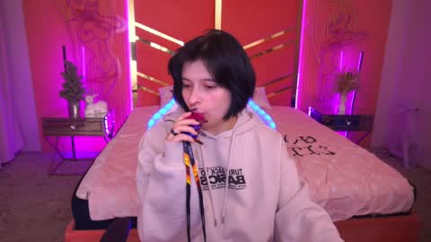 Miki online show from 01/19/25, 09:55