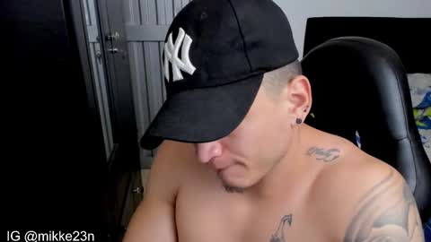 Snapshot of mikke_love chatting on 01/20/25, 02:36 MIKKE online show from 01/20/25, 02:36