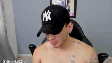 Snapshot of mikke_love chatting on 02/06/25, 02:37 MIKKE online show from 02/06/25, 02:37