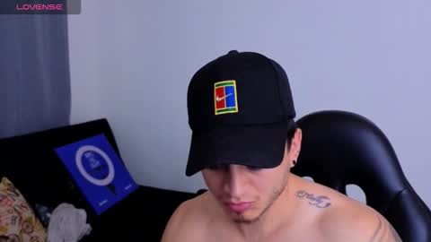 MIKKE online show from 02/10/26, 02:43