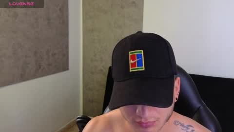 MIKKE online show from 03/20/26, 03:28