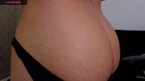 Snapshot of mikke_love chatting on 04/30/26, 02:23 MIKKE online show from 04/30/26, 02:23