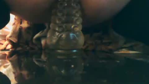 Snapshot of mikkkiz chatting on 10/05/25, 02:15 Bescior online show from 10/05/25, 02:15