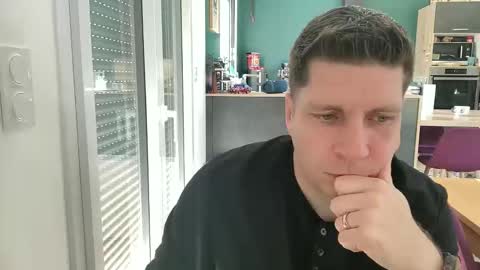 miklp8463 online show from 03/31/26, 08:48