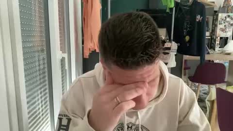 miklp8463 online show from 04/13/26, 09:04