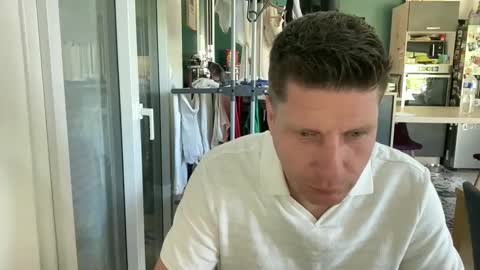 miklp8463 online show from 04/21/26, 09:48