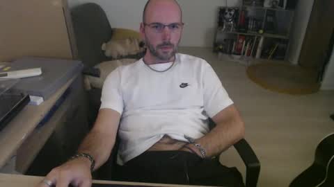 mikmik91 online show from 11/19/25, 04:18