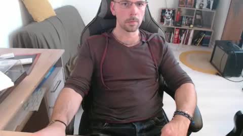 mikmik91 online show from 02/24/26, 03:21