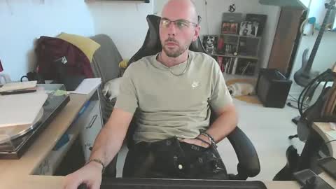 mikmik91 online show from 04/07/26, 03:12