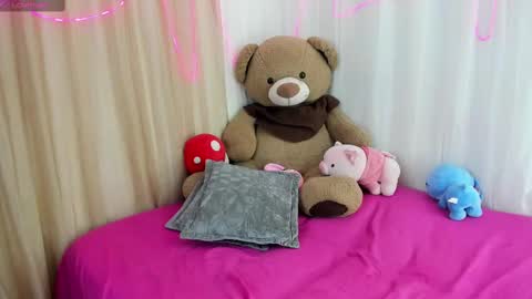 Snapshot of mikoto_urab chatting on 03/01/25, 10:31 Mikoto Urb online show from 03/01/25, 10:31