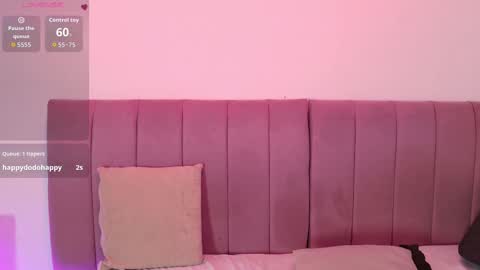 Snapshot of mikoto_urab chatting on 09/15/25, 07:25 Mikoto Urb online show from 09/15/25, 07:25