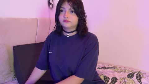 Snapshot of mikoto_urab chatting on 11/11/25, 07:36 Mikoto Urb online show from 11/11/25, 07:36