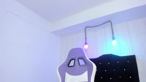 Snapshot of miku_katsuragi chatting on 02/27/26, 02:22 miku katsuragi online show from 02/27/26, 02:22