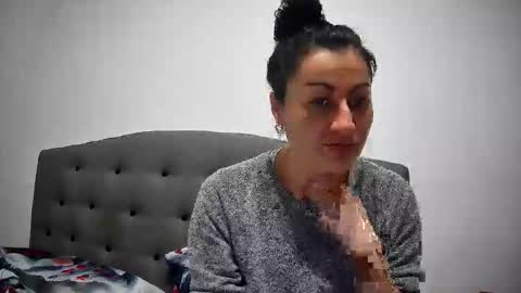 Mikyloveu online show from 01/12/26, 03:28