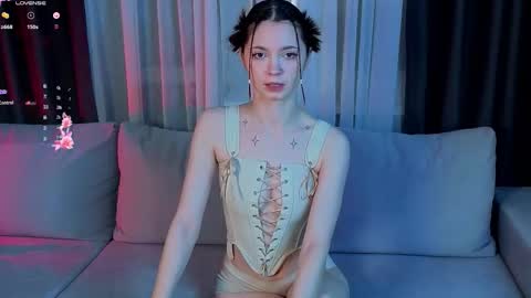 Milkiss online show from 12/16/25, 05:51