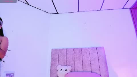 mila_1wood online show from 07/15/26, 12:54