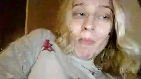 Snapshot of mila_420 chatting on 11/23/25, 03:12 Mila 420 online show from 11/23/25, 03:12