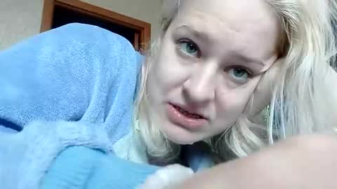 Snapshot of mila_420 chatting on 04/18/26, 05:11 Mila 420 online show from 04/18/26, 05:11