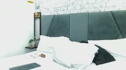 Snapshot of mila_adamss chatting on 03/12/25, 01:51 mila_adamss online show from 03/12/25, 01:51