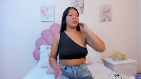 mila_adamss online show from 07/01/26, 11:12