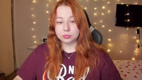 Snapshot of mila_foxxxy chatting on 03/03/25, 10:49 Mila shy sensual person online show from 03/03/25, 10:49