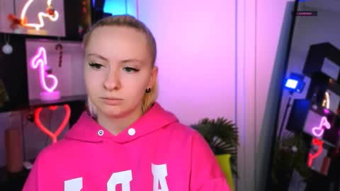 mila_glow online show from 01/08/26, 07:27