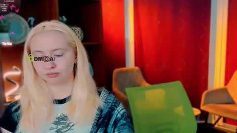 mila_glow online show from 03/21/26, 08:19