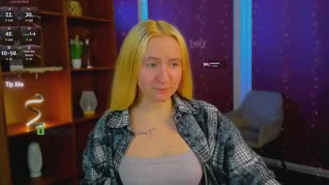 mila_glow online show from 03/28/26, 07:35