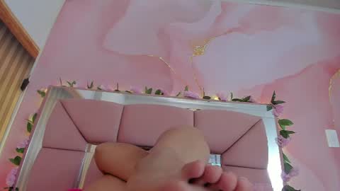 Snapshot of mila_grace_ chatting on 06/23/26, 06:39 mila_grace_ online show from 06/23/26, 06:39