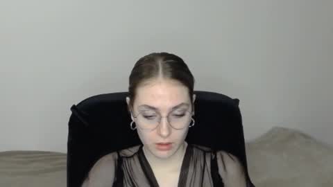 mila_keyy online show from 02/26/26, 08:19