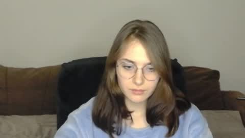 mila_keyy online show from 03/17/26, 09:07